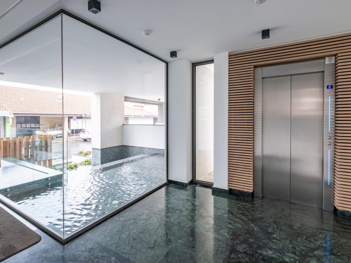 Sanders Gaia - Bright Two-Bedroom Apartment With Sea View Lárnaca Exterior foto